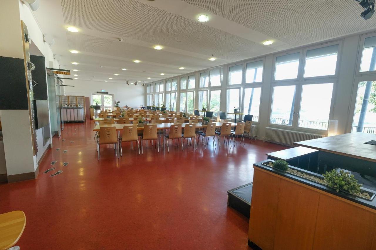 Jugendherberge Stuttgart International Екстериор снимка